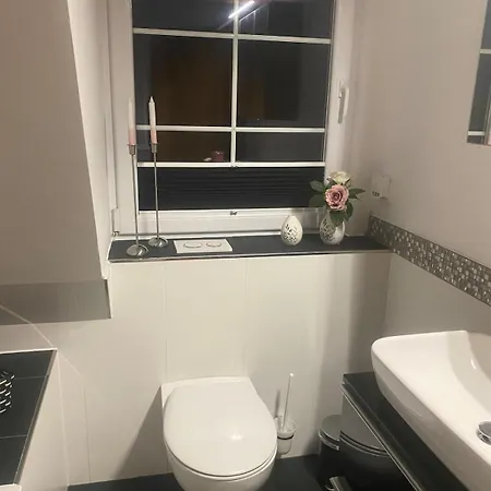 Maria Mit Elbblick *