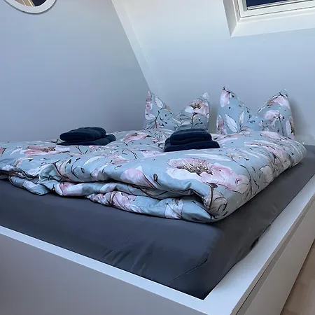 Maria Mit Elbblick Coswig