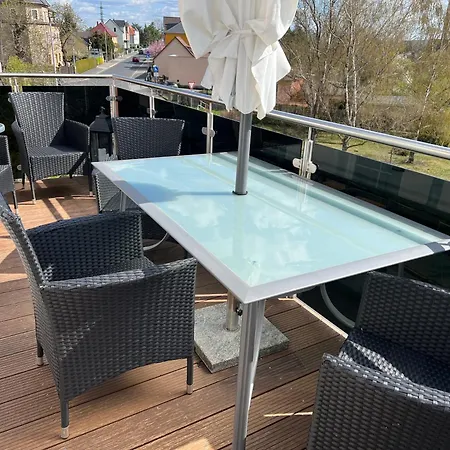 Maria Mit Elbblick *