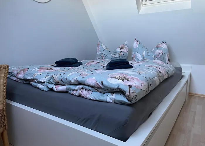 Maria Mit Elbblick Coswig